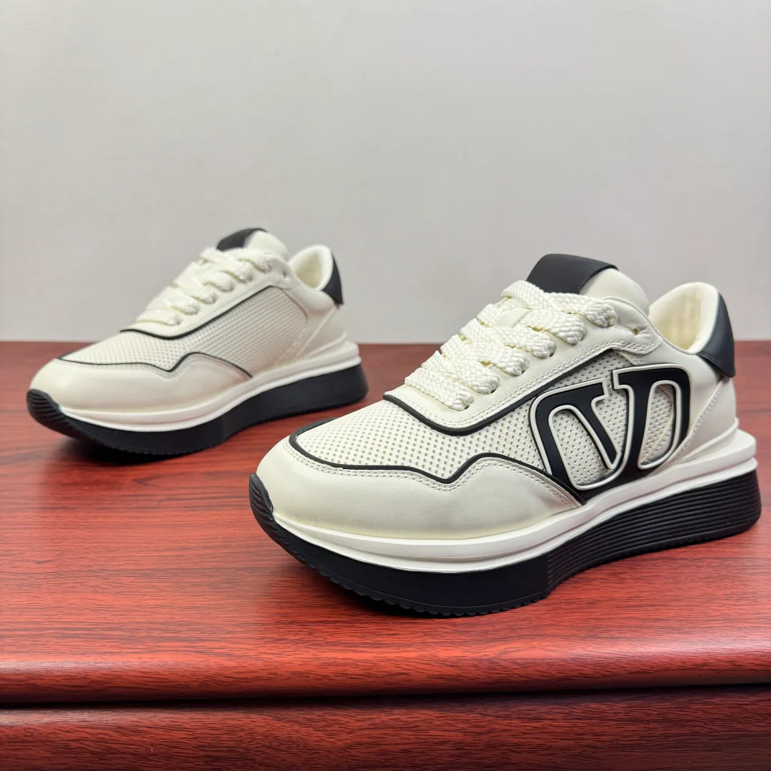 Кроссовки Мужские Valentino 11073680