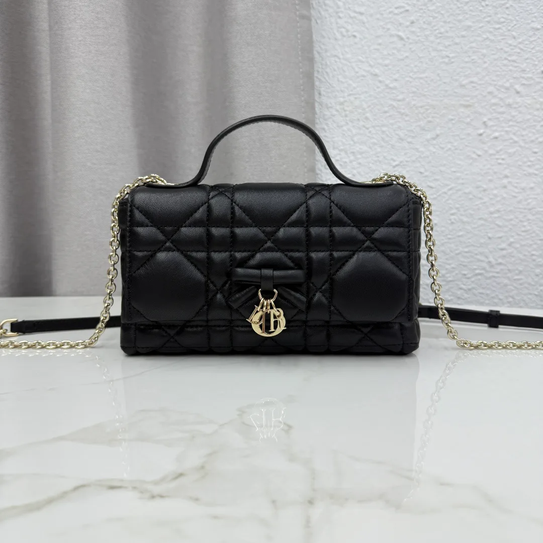 Классические Сумки Женские Christian Dior 16848243