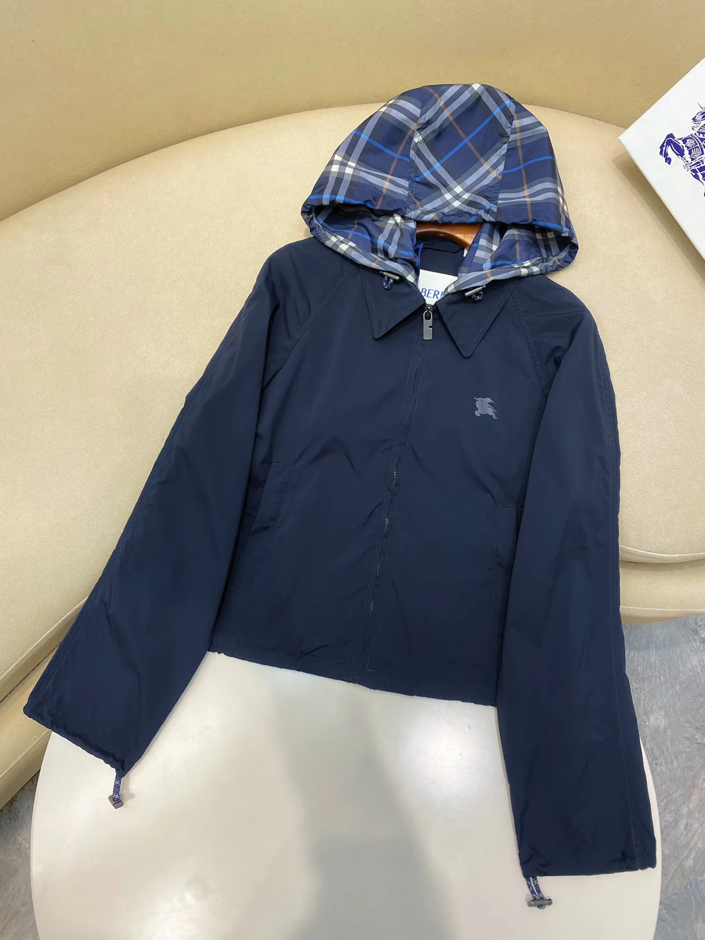 Куртки И Пуховики Женские Burberry 11697866