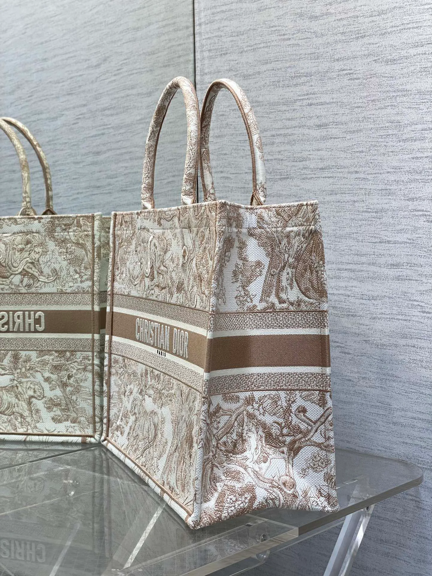 Классические Сумки Женские Christian Dior 11224039