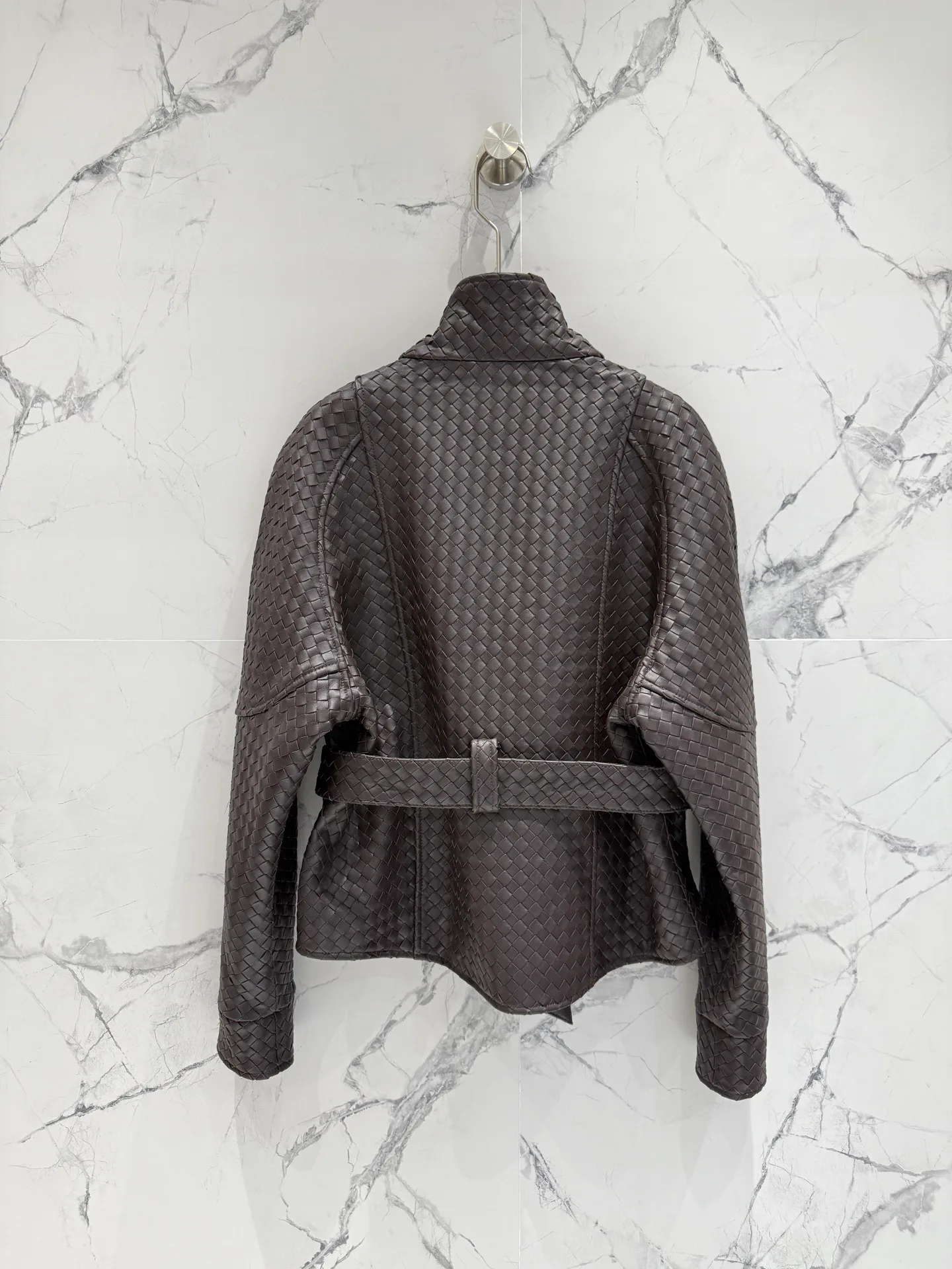 Кожаные Куртки И Дублёнки Женские Bottega Veneta 18083011