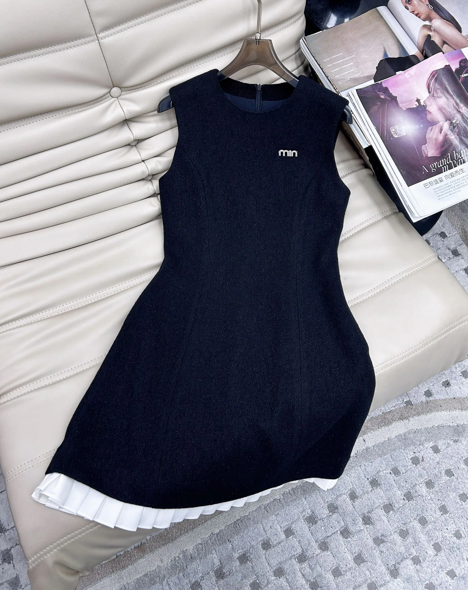 Платья Женские Chanel 18589