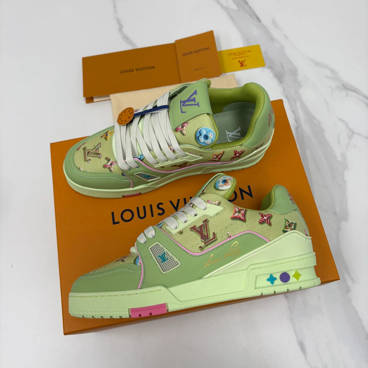 Кроссовки Женские Louis Vuitton 13140847