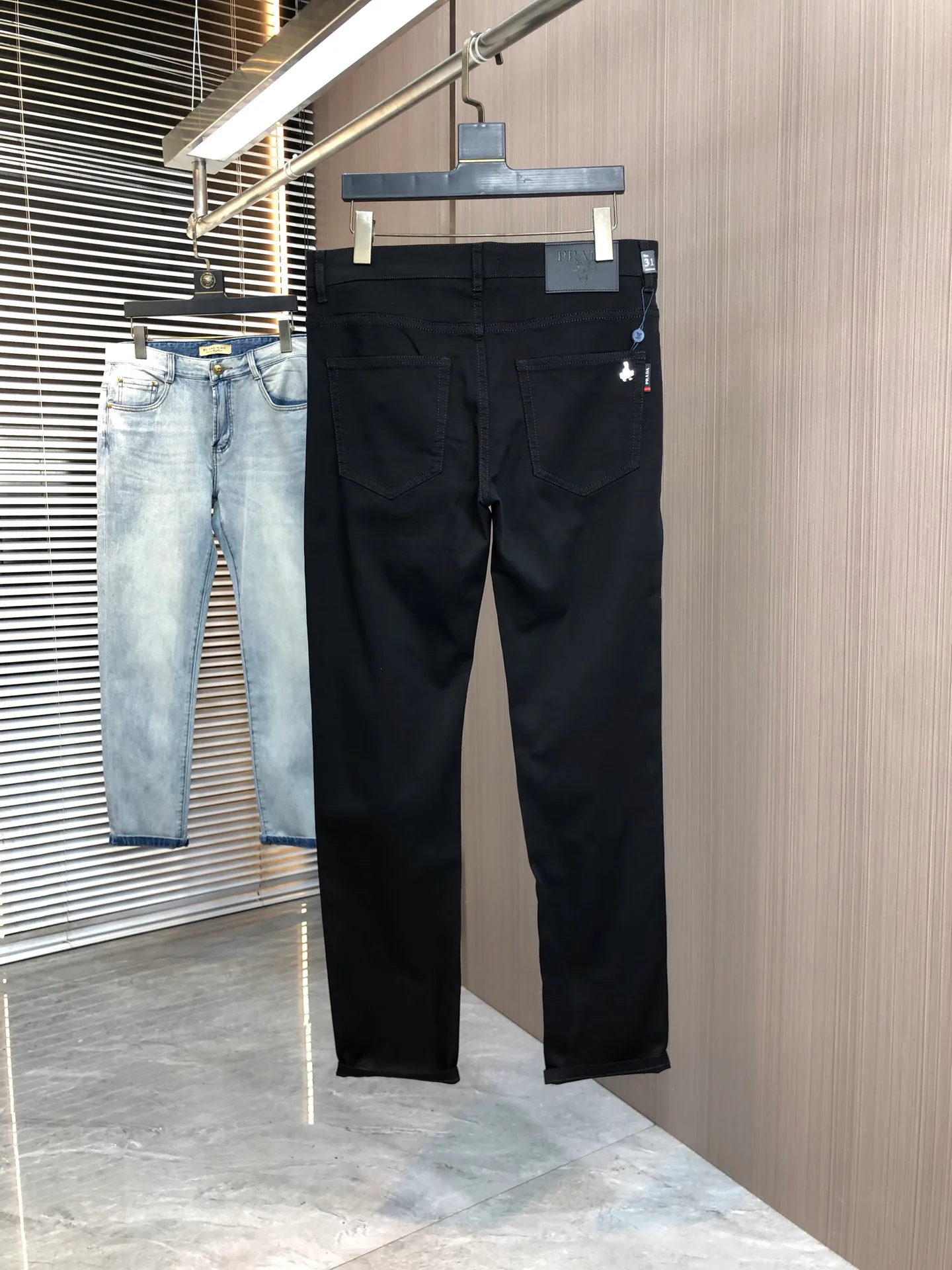 Джинсы Мужские Prada 11514684