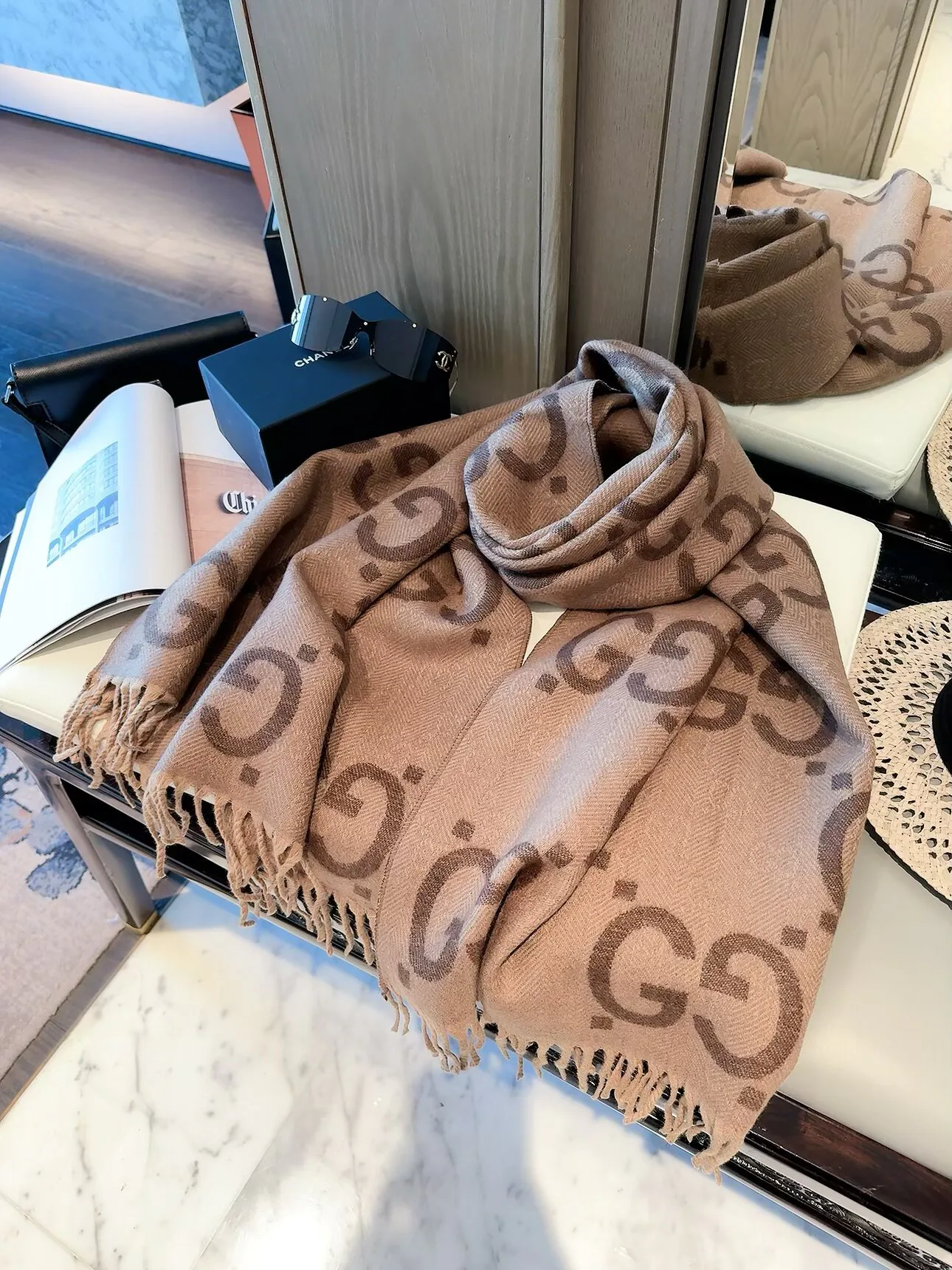Шарфы Gucci 18222755