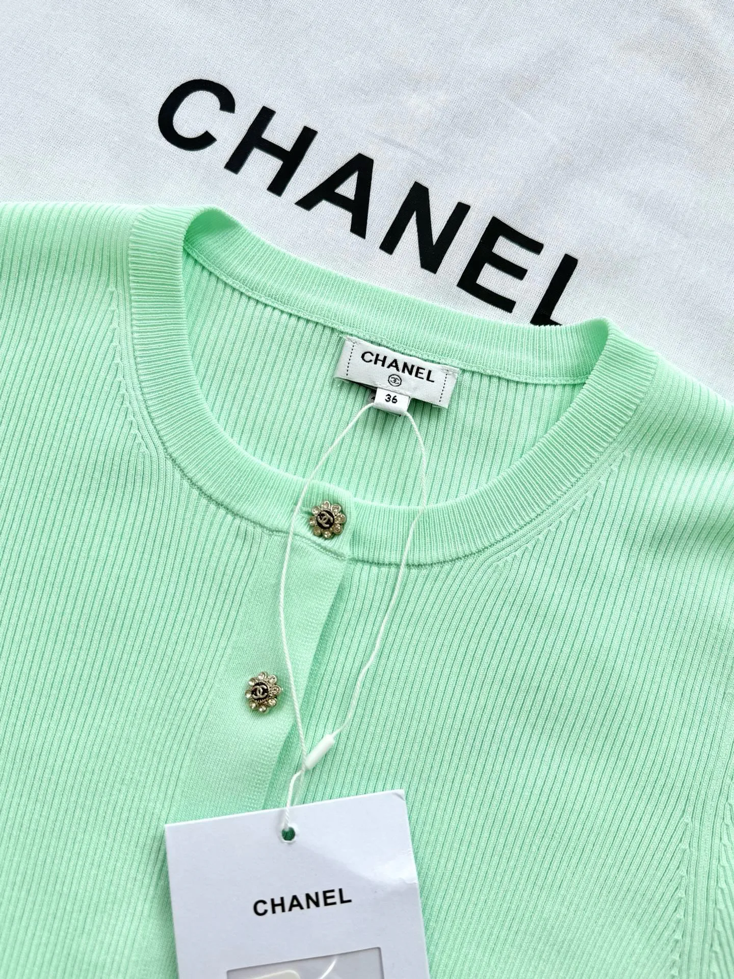 Джемперы И Свитеры Женские Chanel 16888544