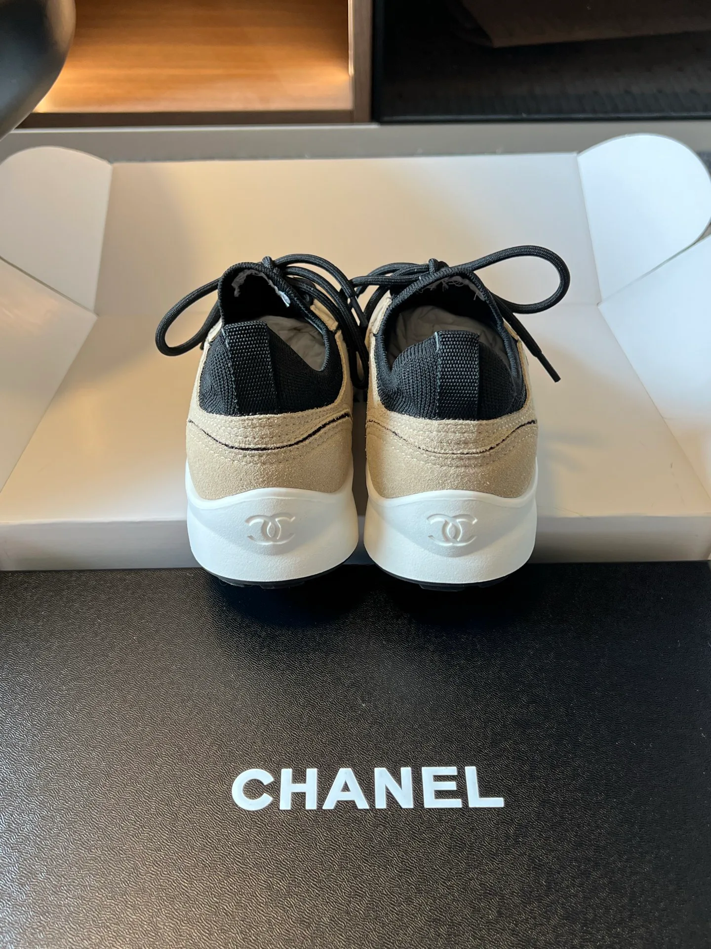 Кроссовки Женские Chanel 17793457