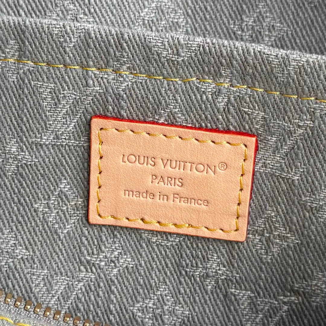 Сумки На Ремне Женские Louis Vuitton 13208814