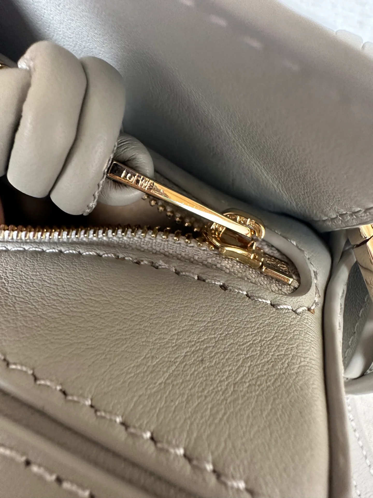 Сумки На Ремне Женские Loewe 11621875