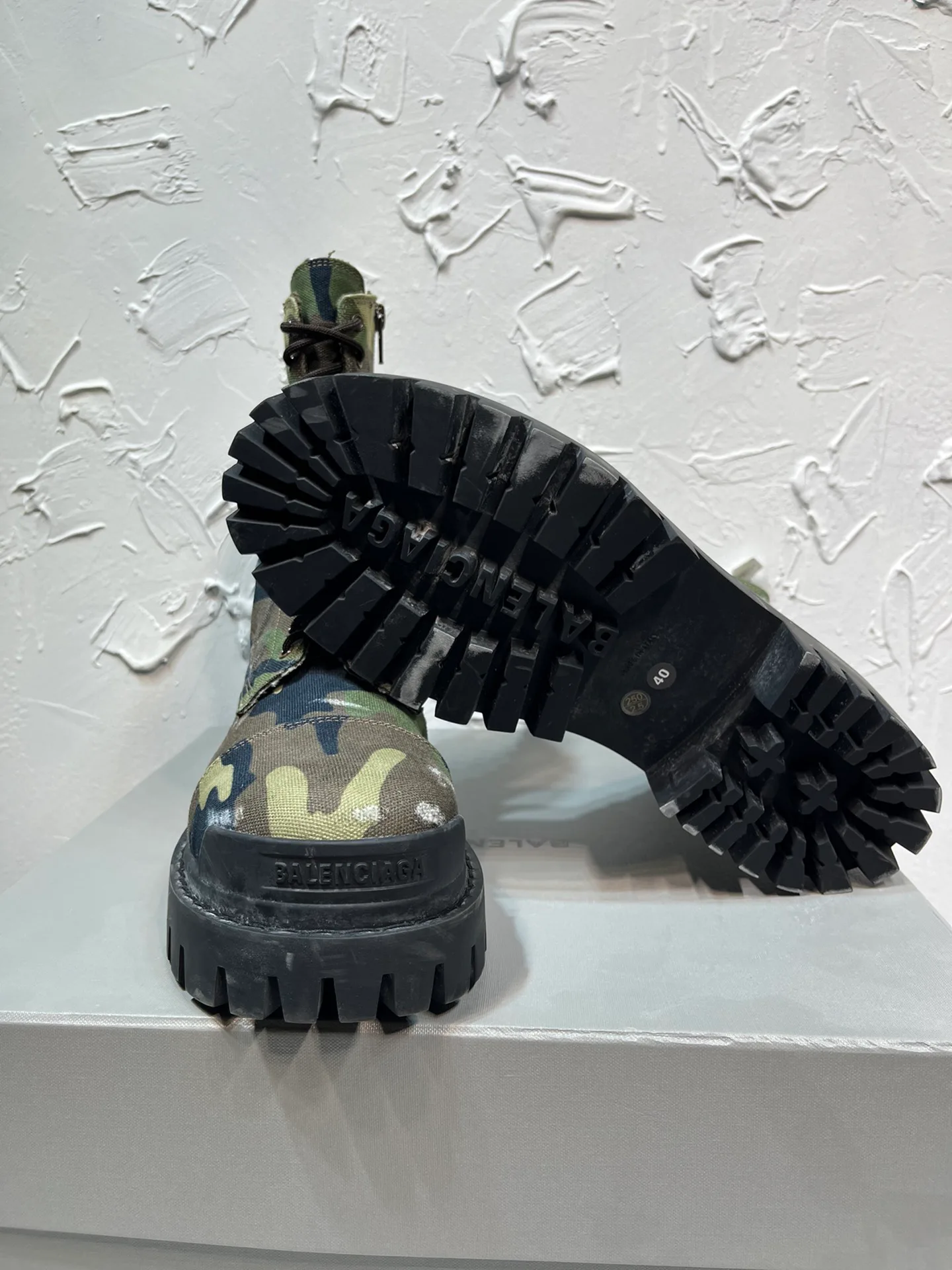 Ботинки Мужские Balenciaga 17962267