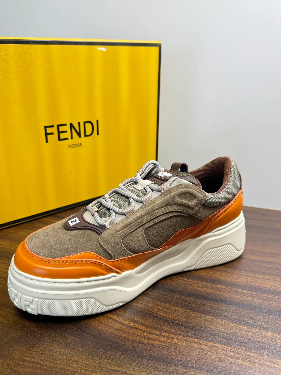 Кроссовки Мужские Fendi 20143368