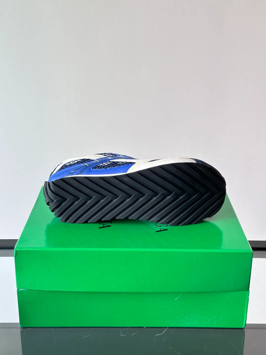 Кроссовки Женские Bottega Veneta 3046243