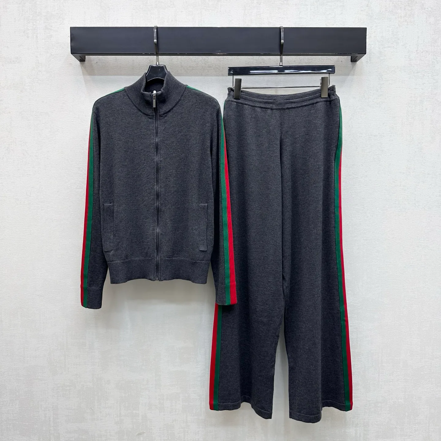 Брюки Женские Gucci 19724007