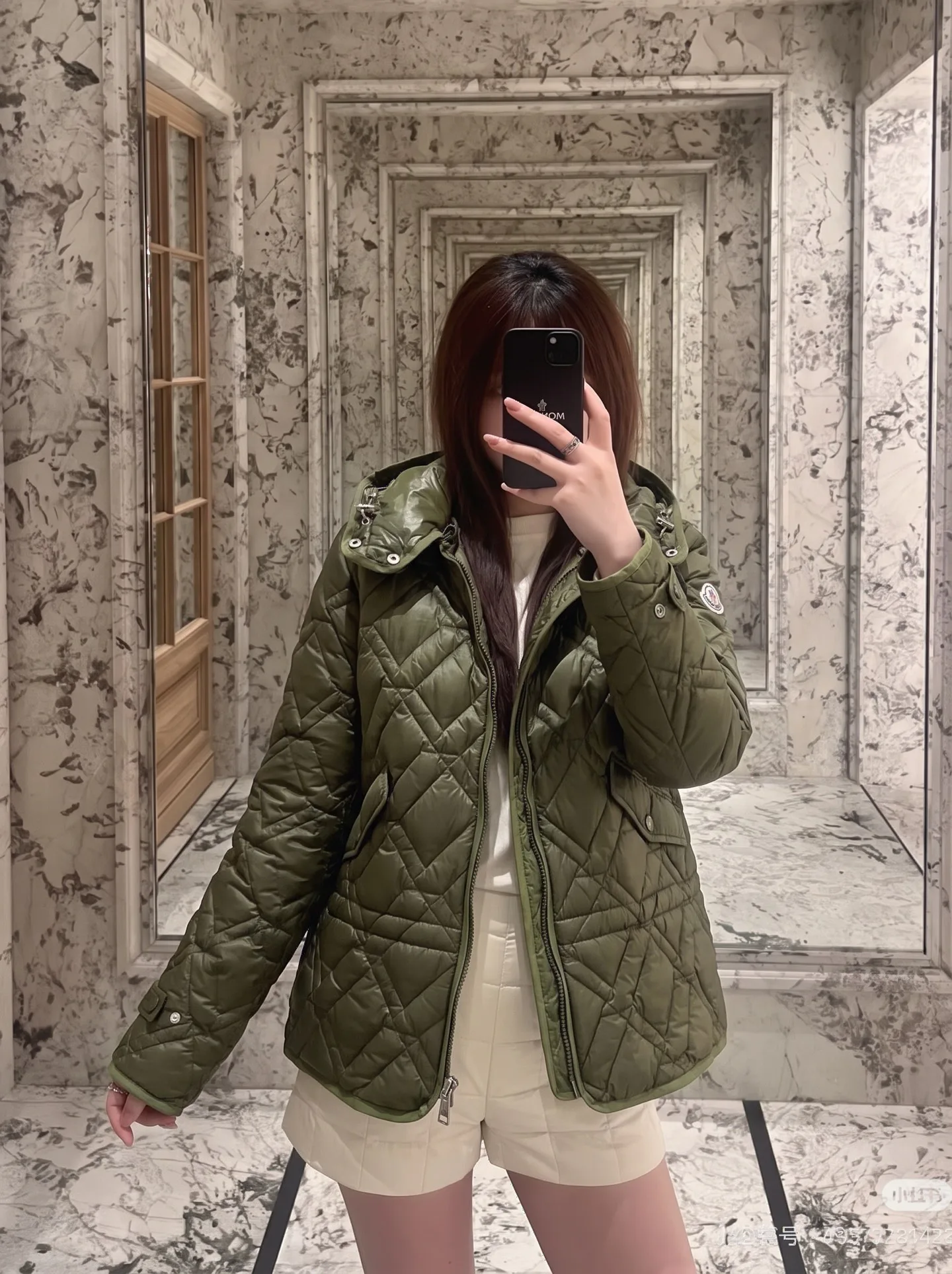 Куртки И Пуховики Женские Moncler 19699000