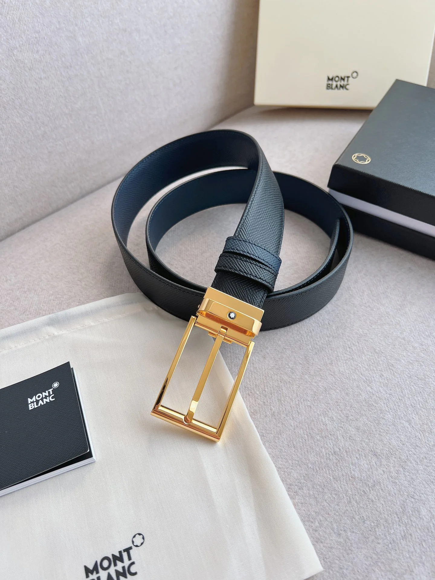 Ремни Montblanc 14066104