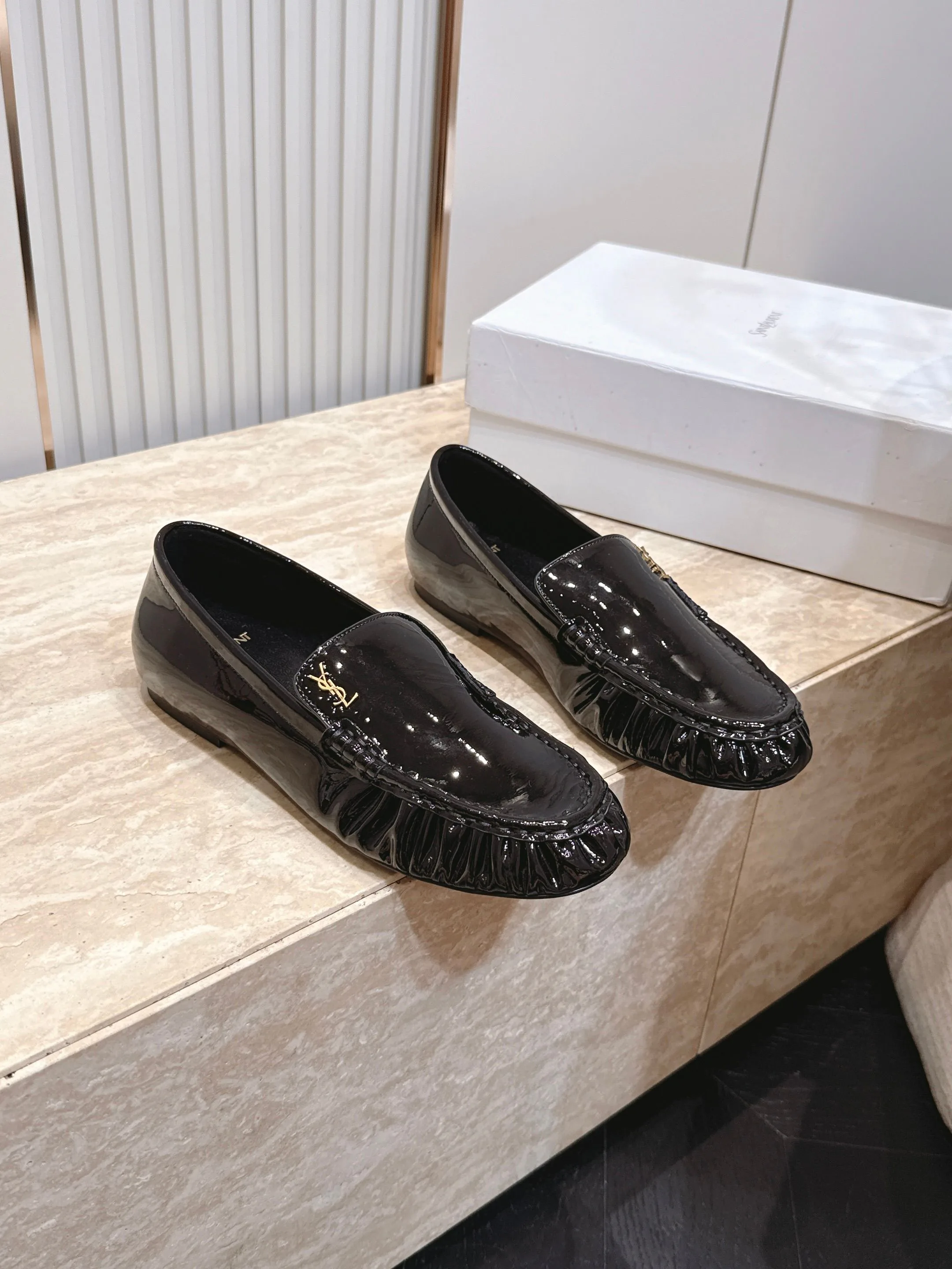 Лоферы И Мокасины Женские Saint Laurent 17701345