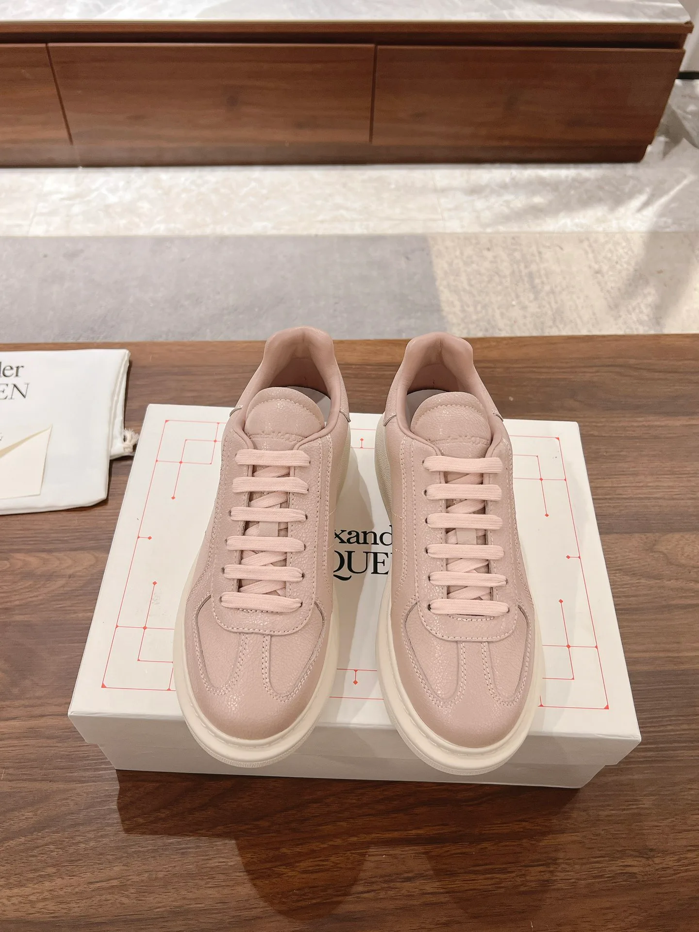 Кроссовки Женские Alexander Mcqueen 3446152