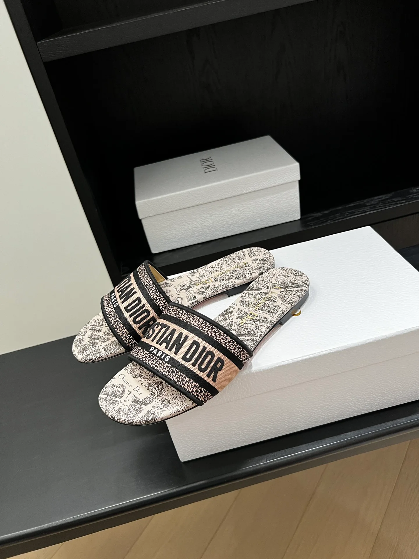 Шлепанцы Женские Christian Dior 11884673