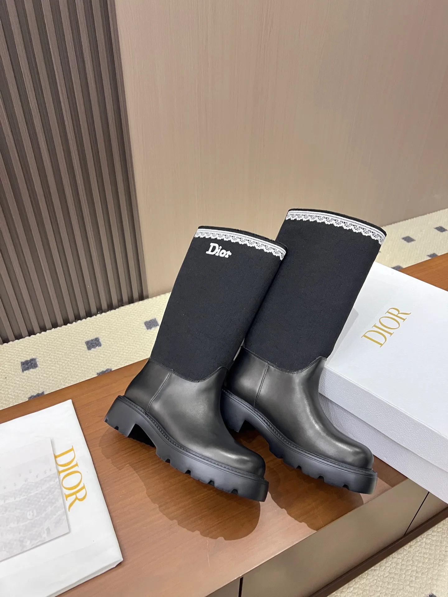 Сапоги Женские Christian Dior 19040896