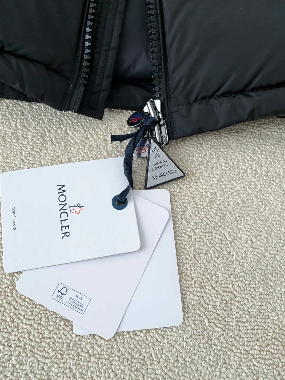 Куртки И Пуховики Мужские Moncler 441300