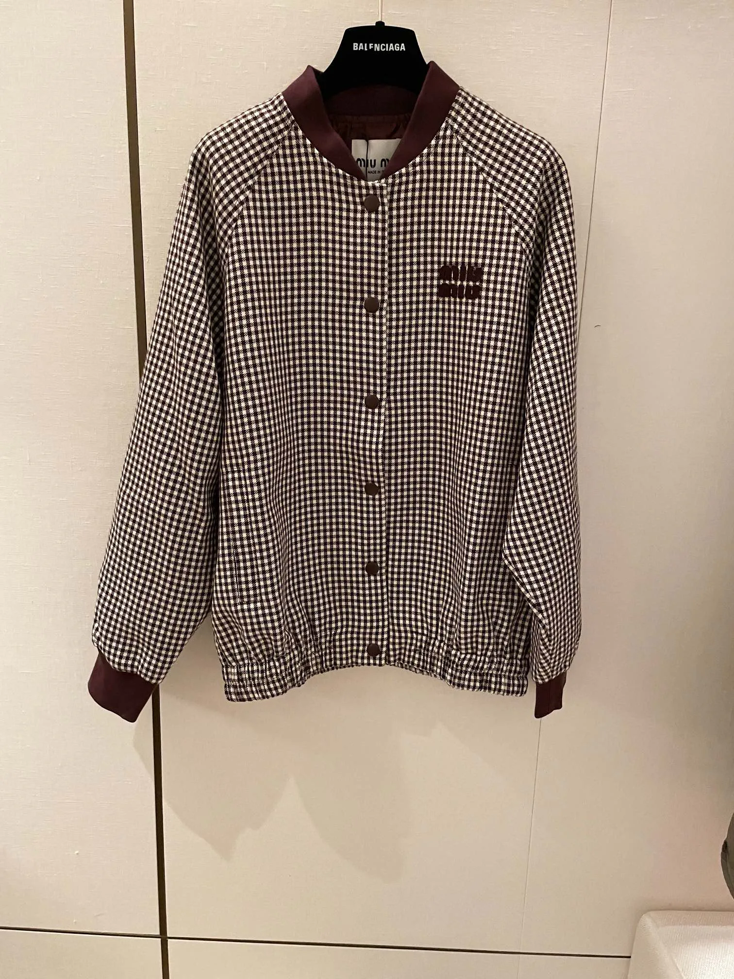 Куртки И Пуховики Женские Miu Miu 18574