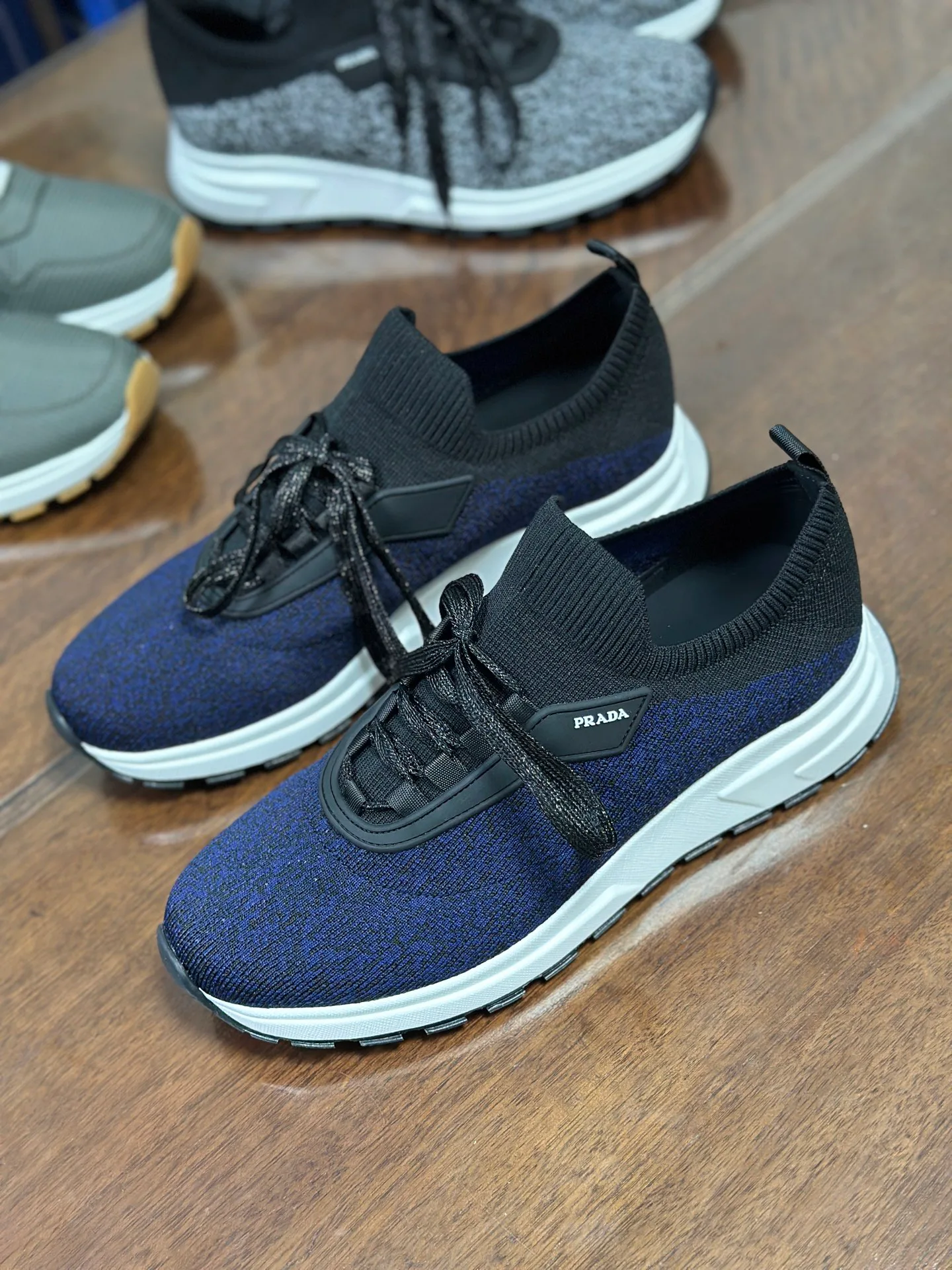 Кроссовки Мужские Prada 10456777