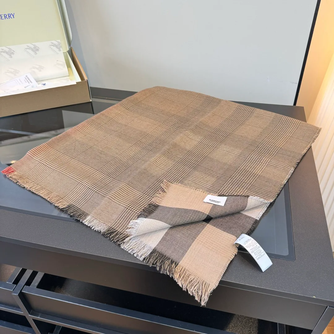 Шарфы Burberry 18003237
