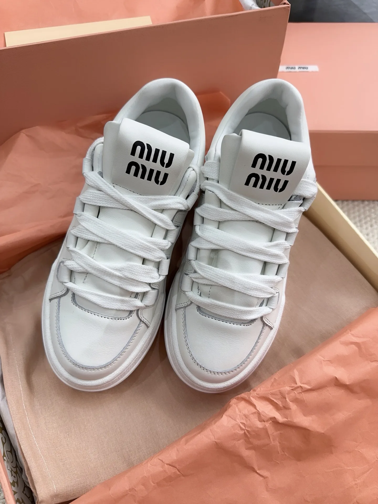 Кроссовки Женские Miu Miu 18041139