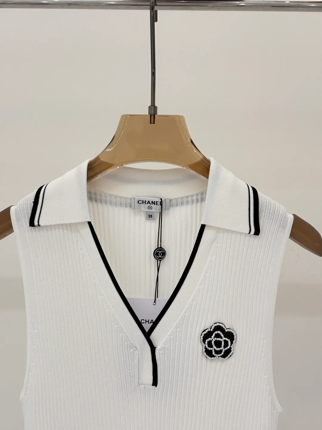Жилеты Женские Chanel 12833693