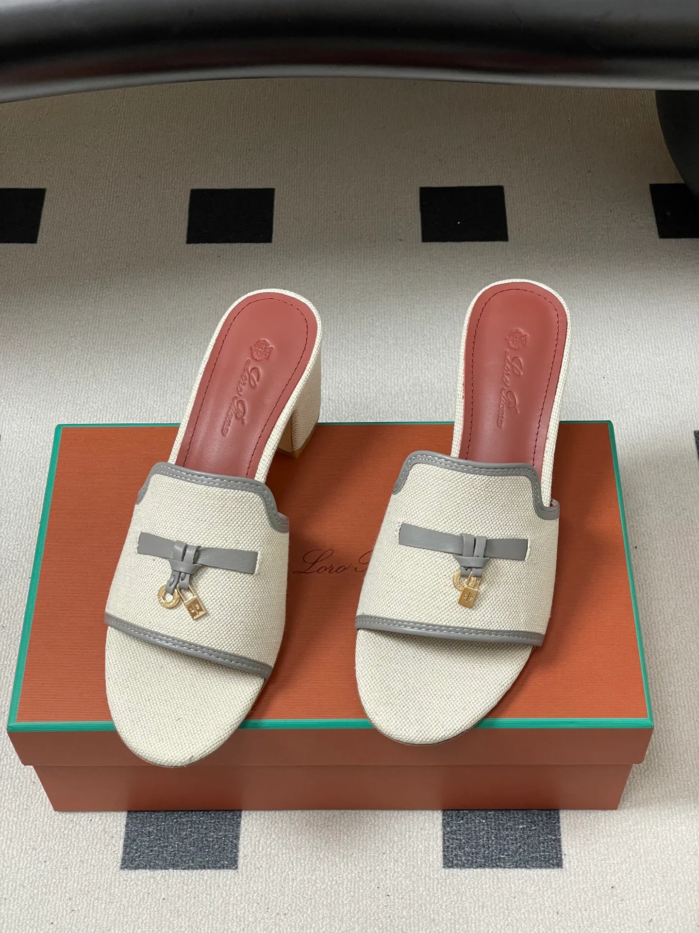 Сандалии Женские Loro Piana 11897573