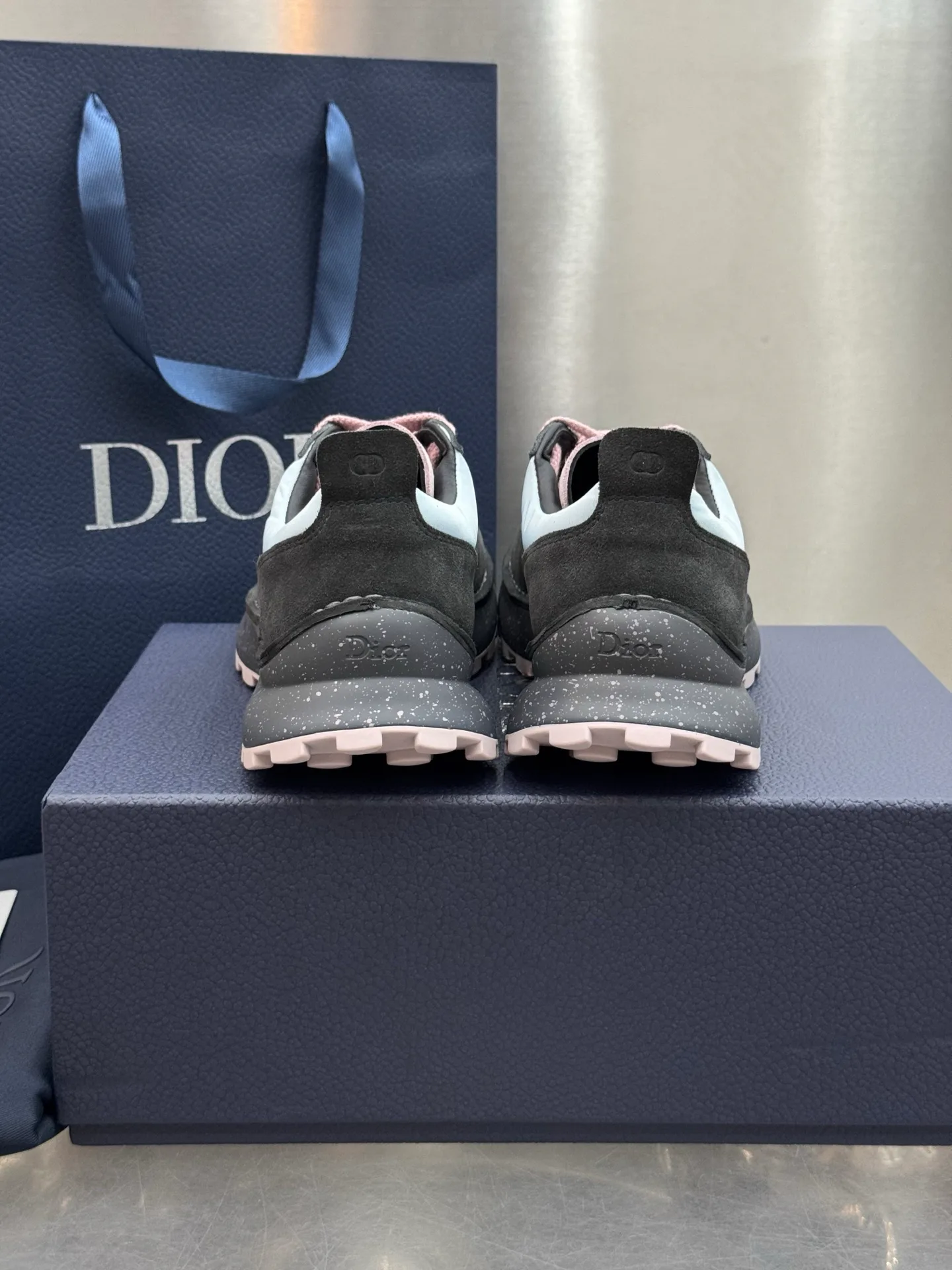 Кроссовки Мужские Christian Dior 18202659