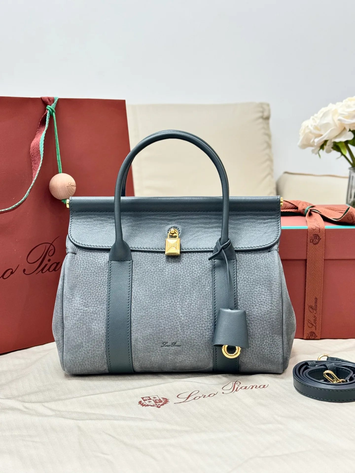 Классические Сумки Женские Loro Piana 11472593
