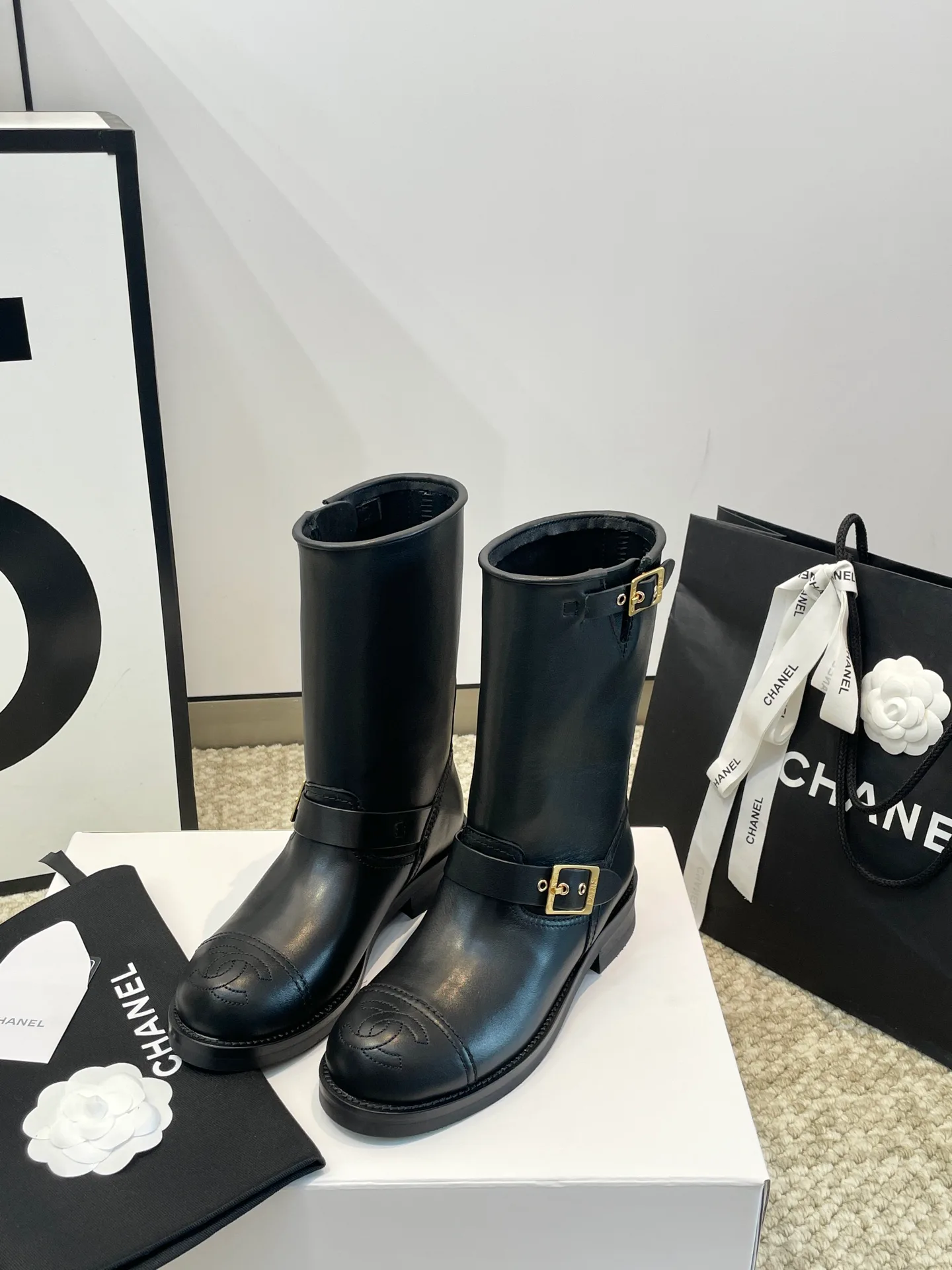 Сапоги Женские Chanel 18554403