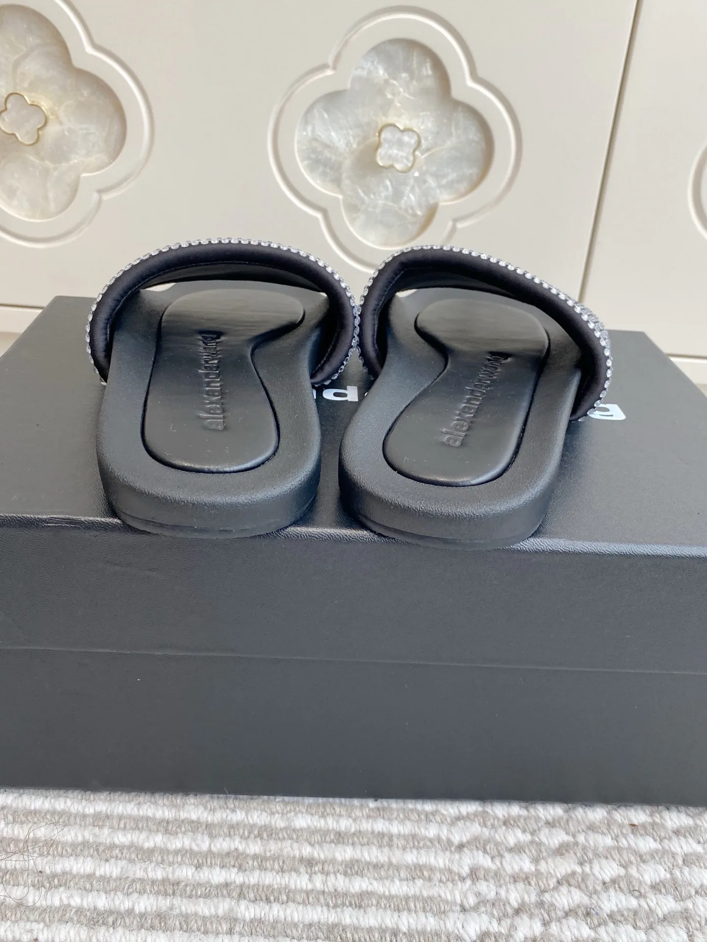 Шлепанцы Женские Alexander Wang 11777616