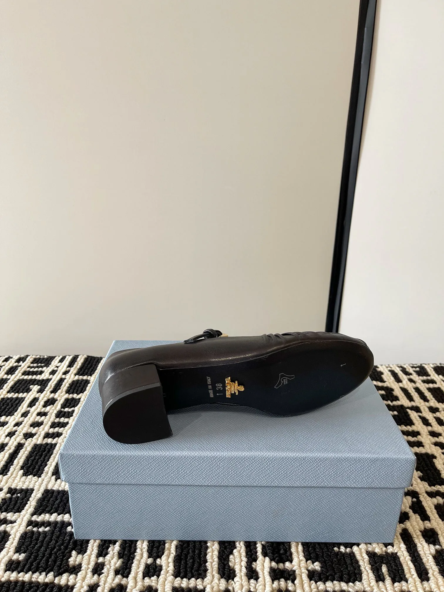 Босоножки Женские Prada 11407427