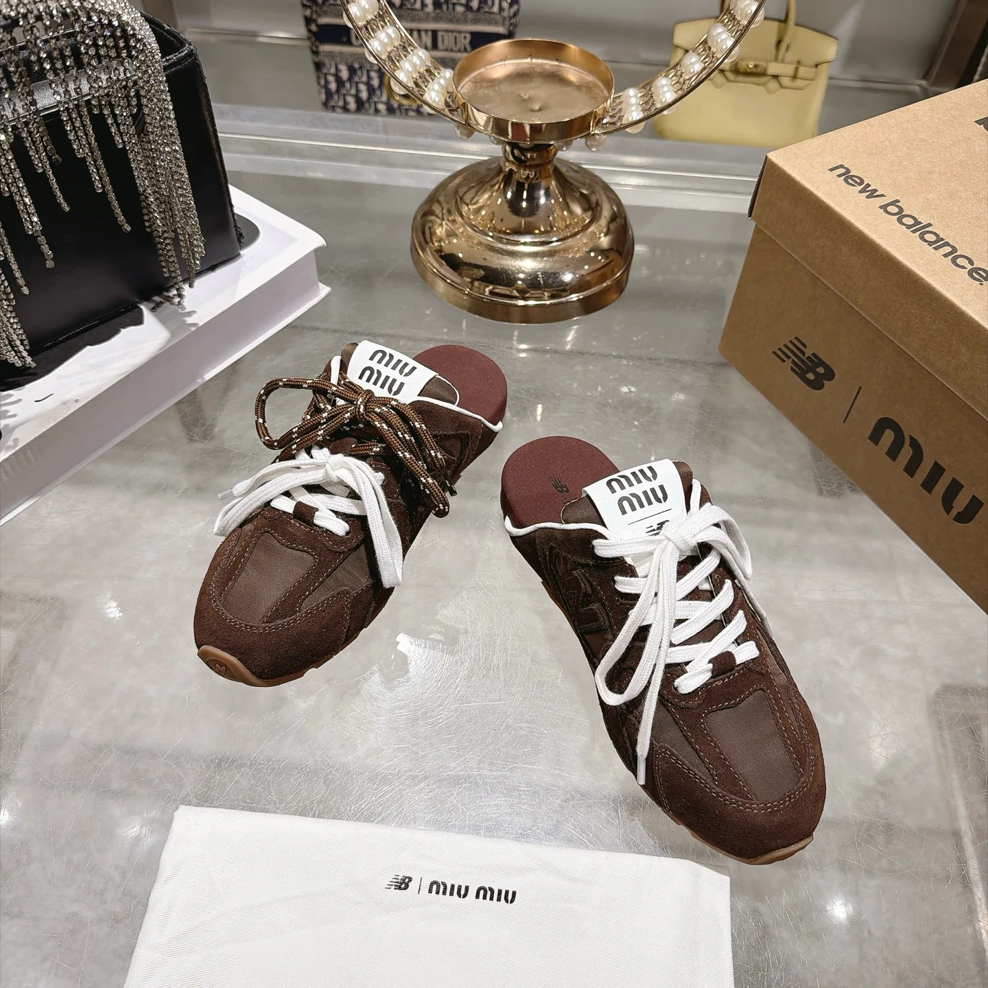 Кроссовки Женские Miu Miu 18034819