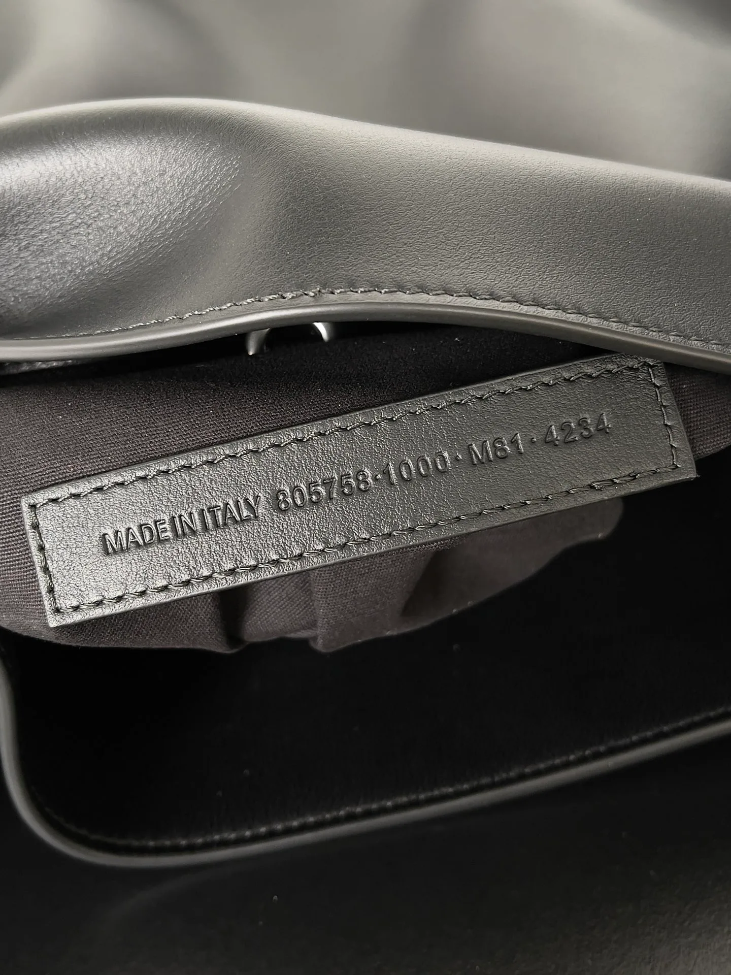 Классические Сумки Женские Balenciaga 6566493