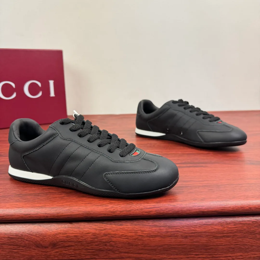 Кроссовки Женские Gucci 1880481
