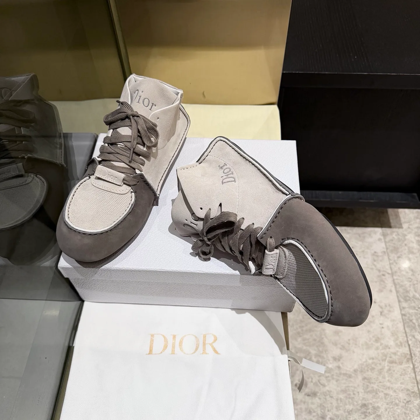 Кроссовки Женские Christian Dior 18740818
