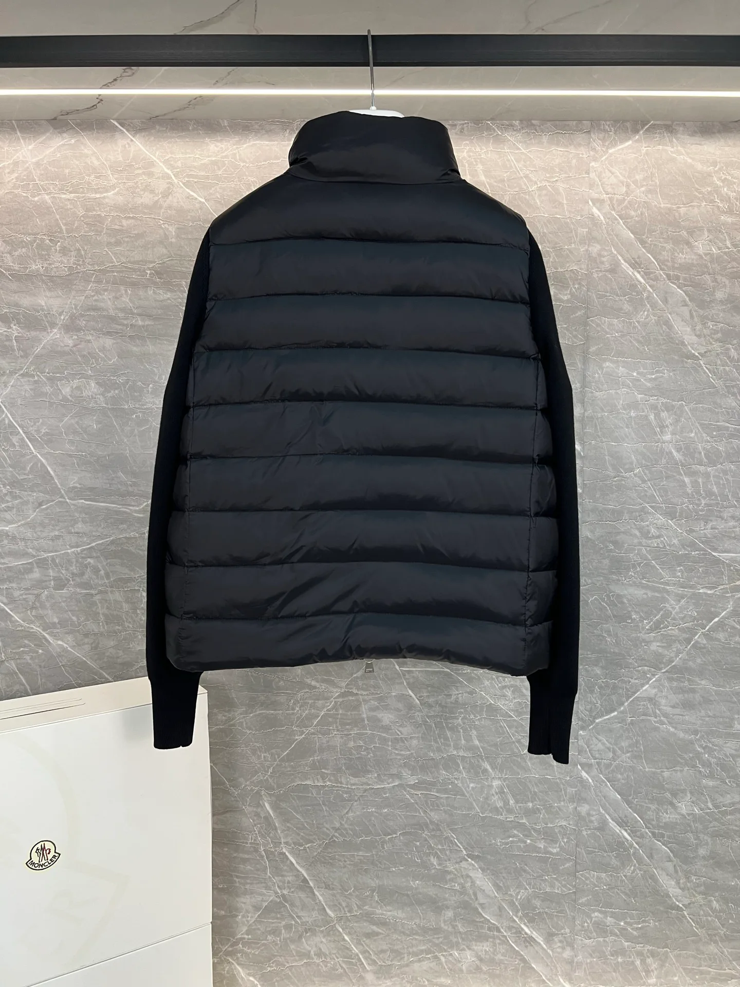 Куртки И Пуховики Женские Moncler 18599809