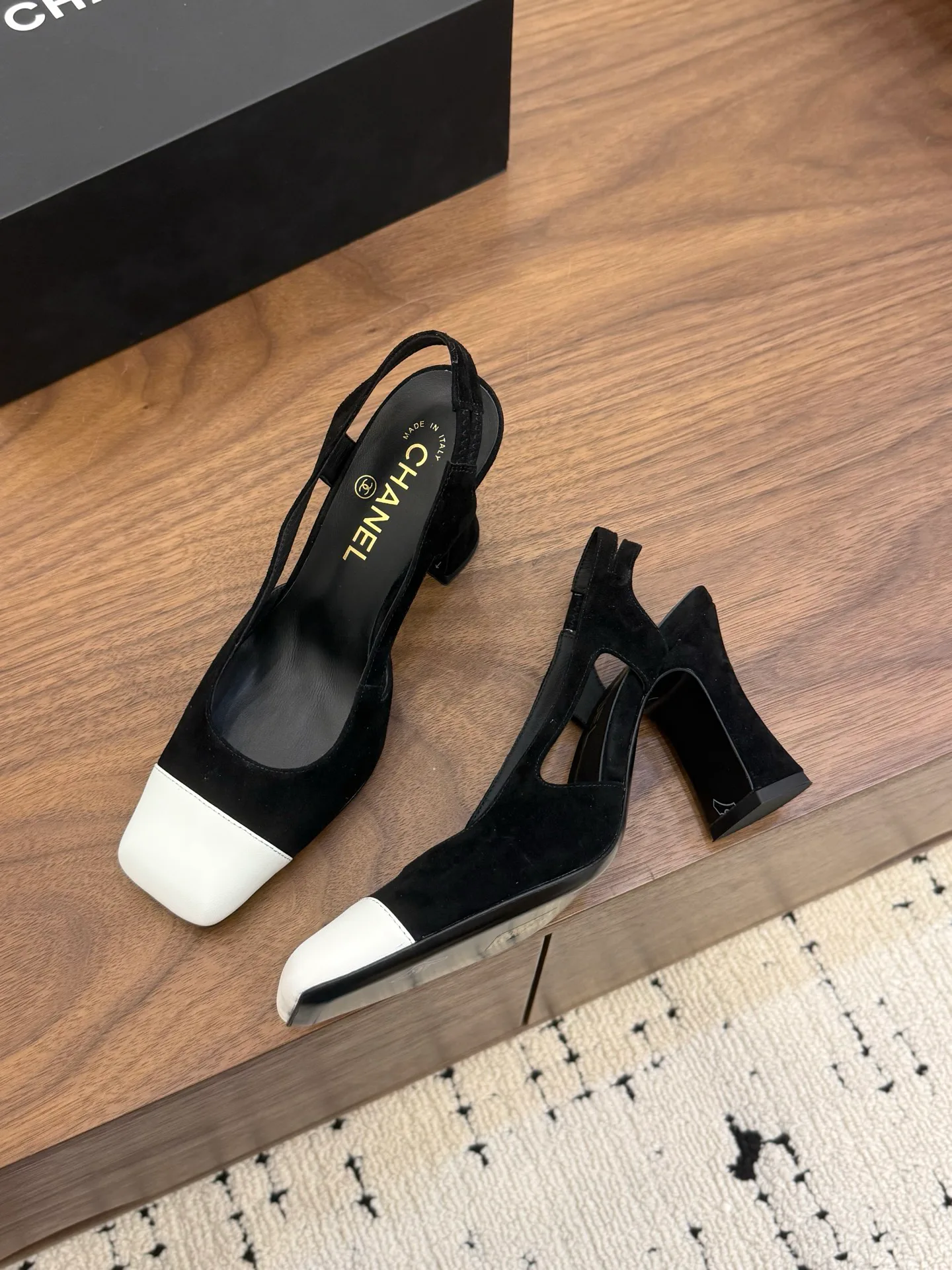 Туфли Женские Chanel 13230703