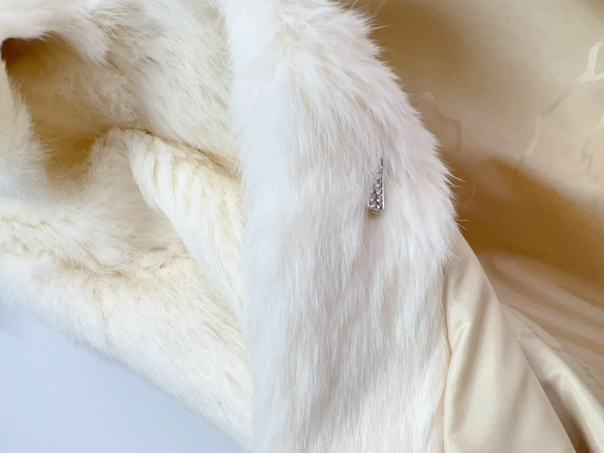 Шубы Женские Fendi 1748855