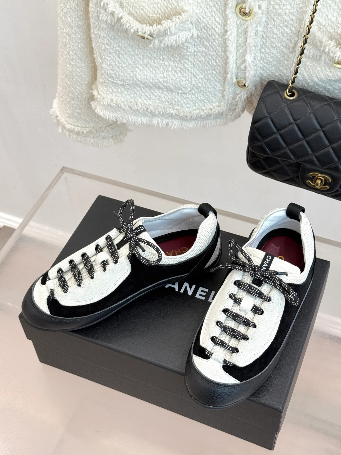 Кроссовки Женские Chanel 16891573