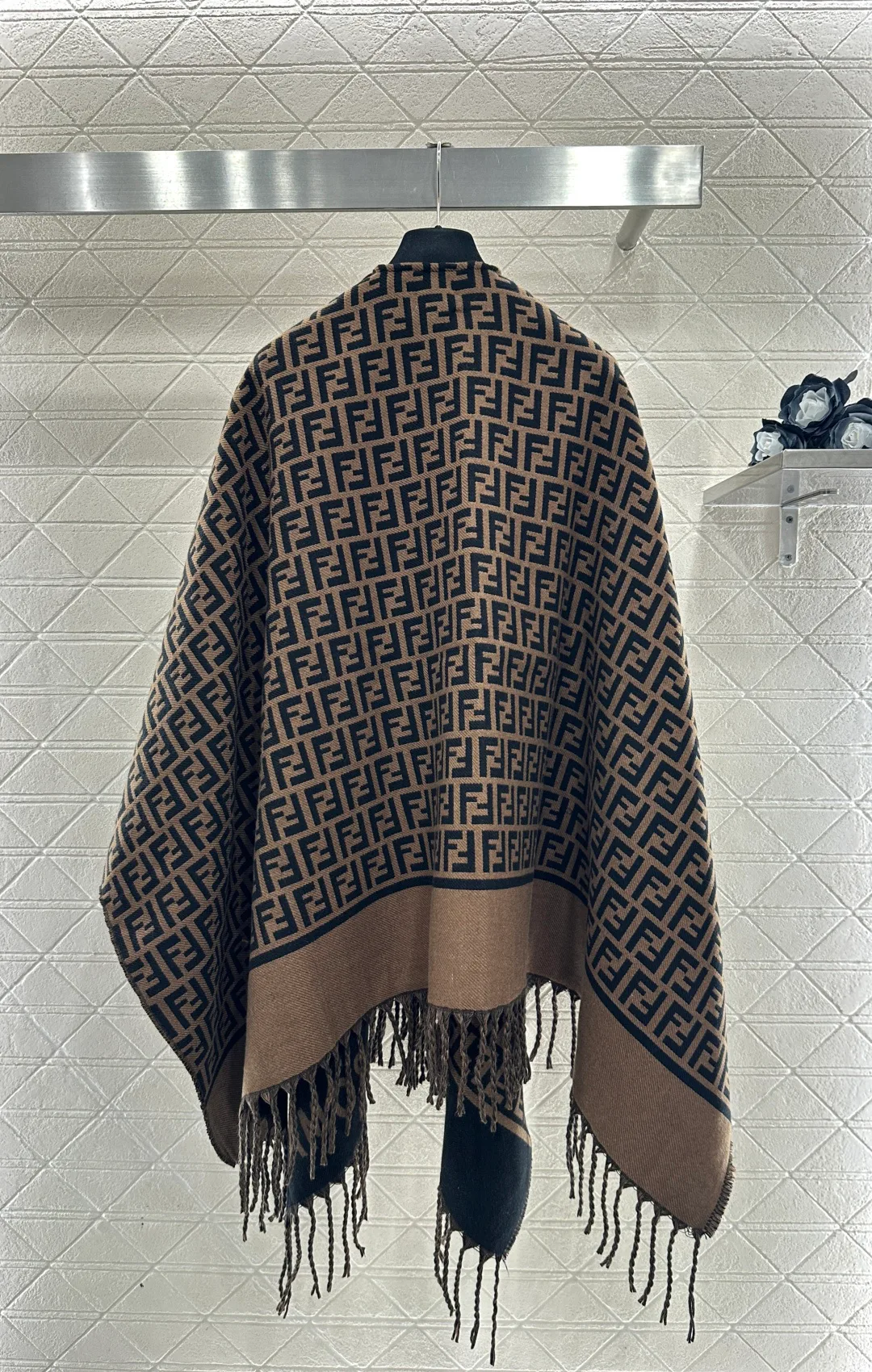 Шарфы Fendi 526904