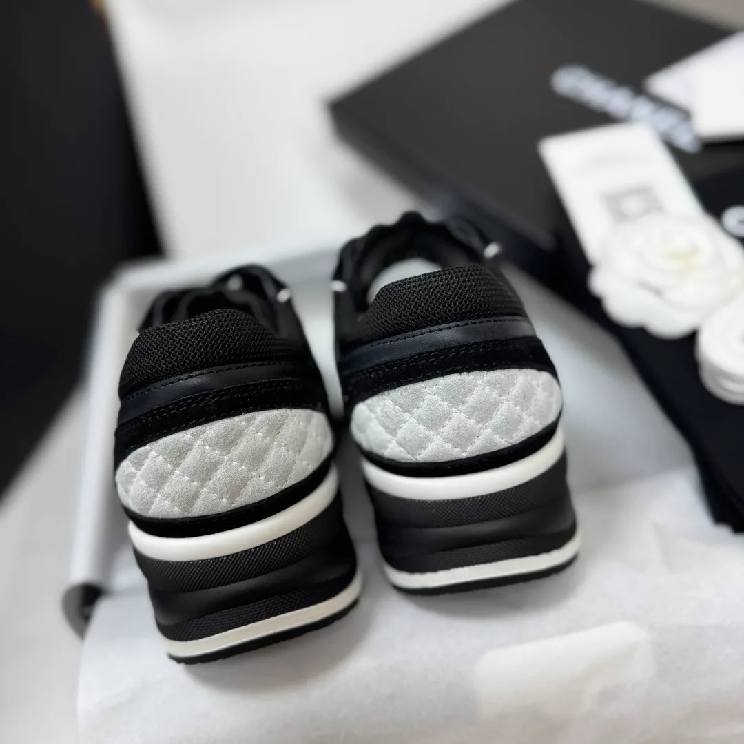 Кроссовки Женские Chanel 6151384