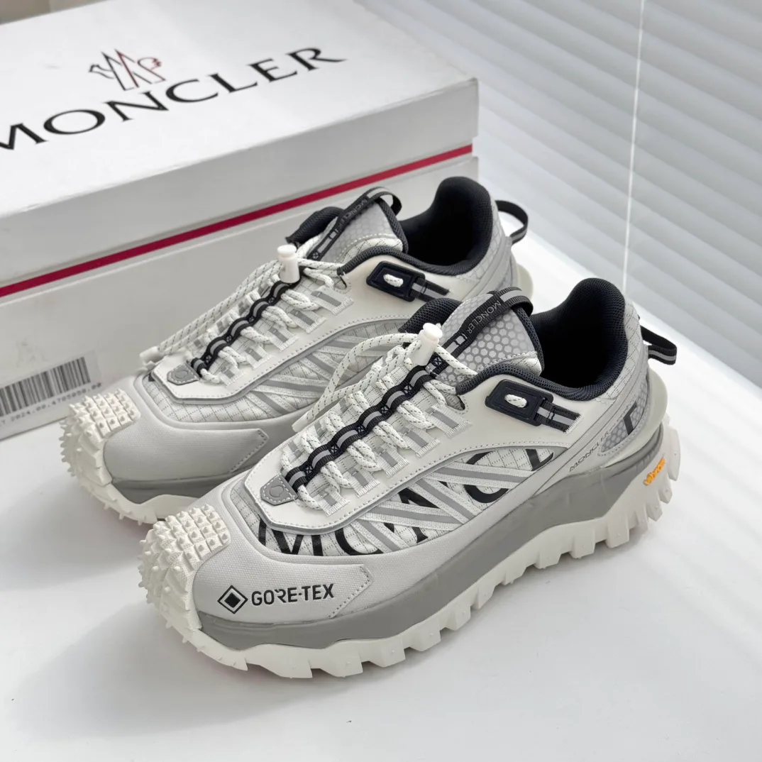 Кроссовки Женские Moncler 5279359