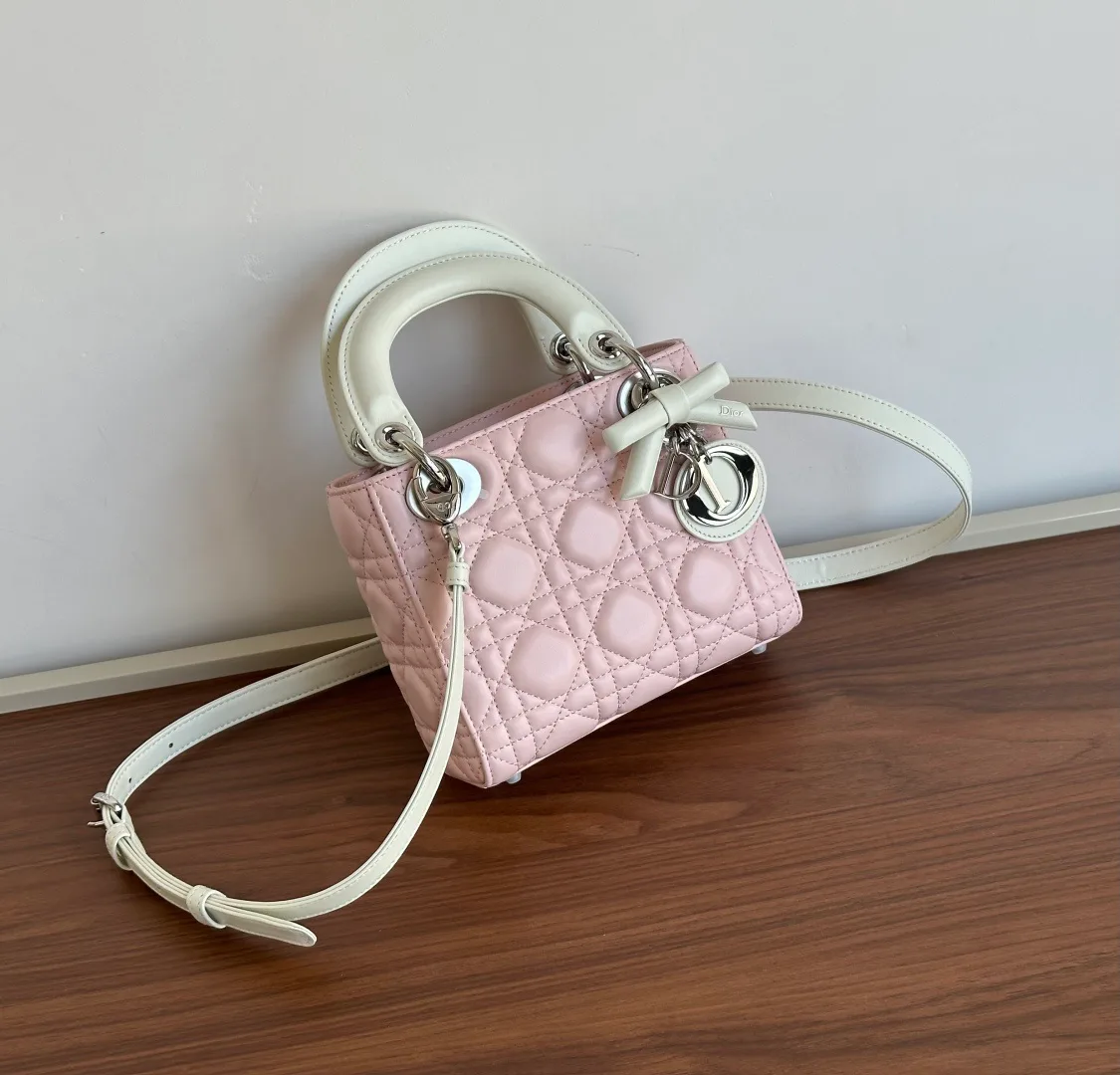 Классические Сумки Женские Christian Dior 18052780