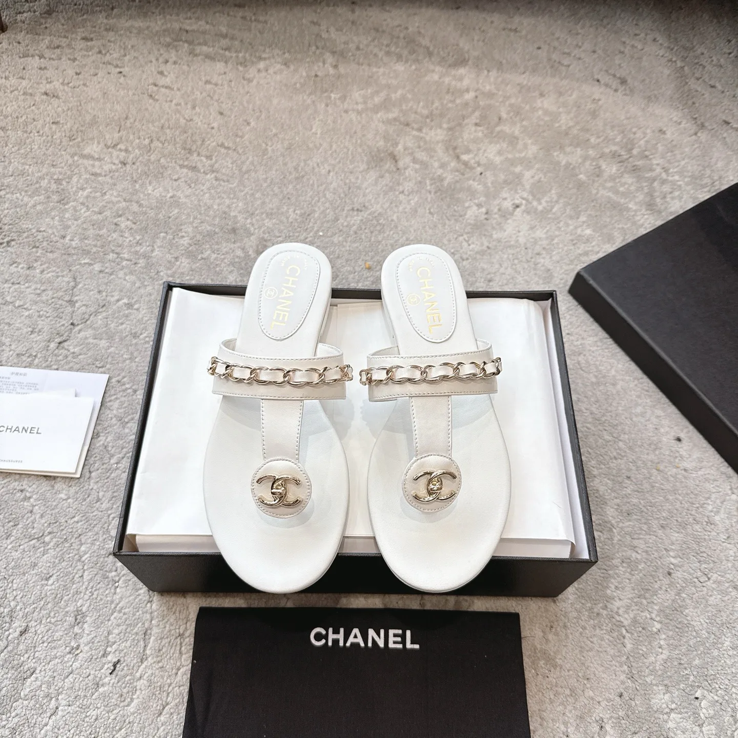 Босоножки Женские Chanel 17572307