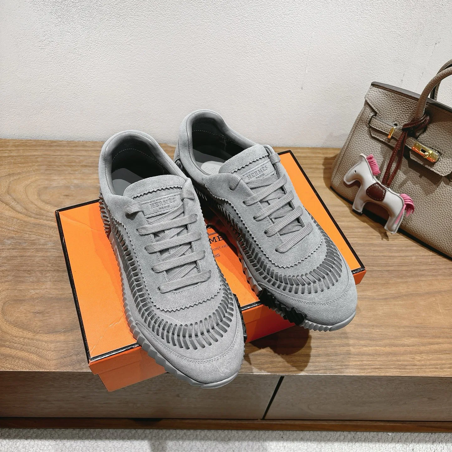 Кроссовки Женские Hermes 10031867