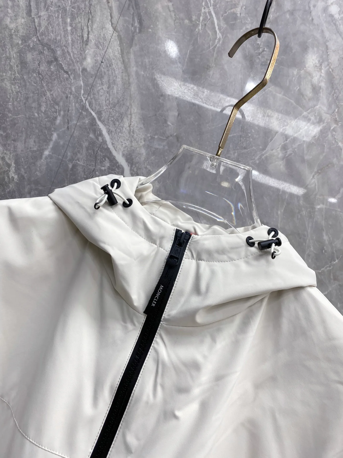 Куртки И Пуховики Женские Moncler 18178786